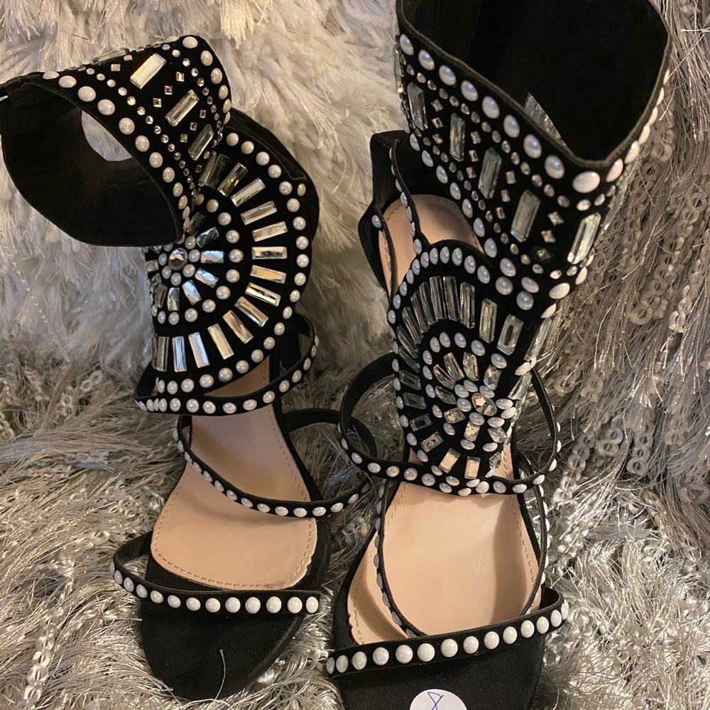 Lola Shoetique Black Rhinestone Heels